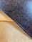 Dunkelbraunes empfindliches Muster Crystal Grain Silicone Leather Fabrics glatt